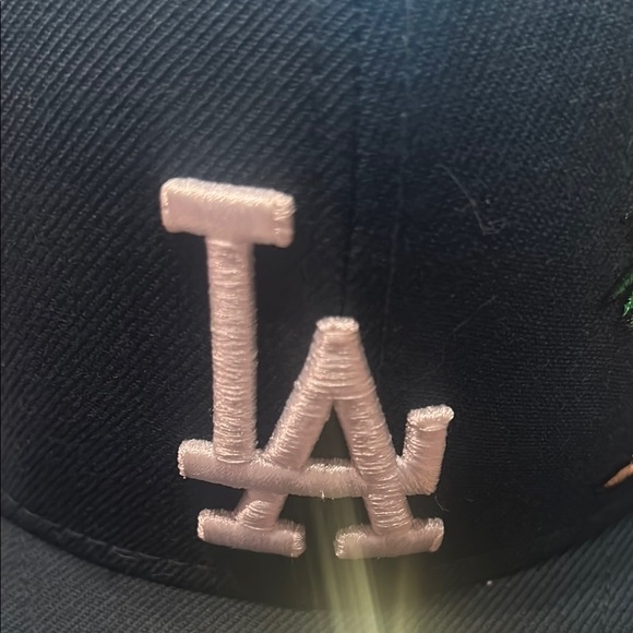 New Era Dark Green LA Cap with Palm Embroidery - Picture 5 of 10